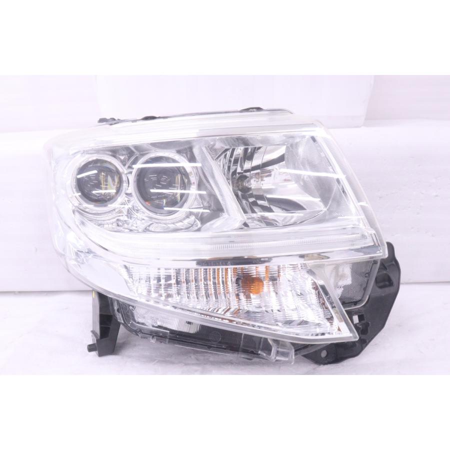 50-2680☆【値下】LED LA600S タントカスタム☆右ヘッドライト