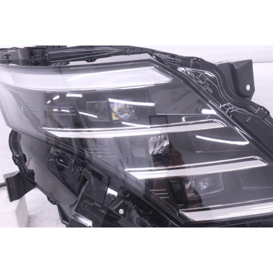 50-2695☆【値下】美品☆LED C28 セレナ☆右ヘッドライト KOITO 100