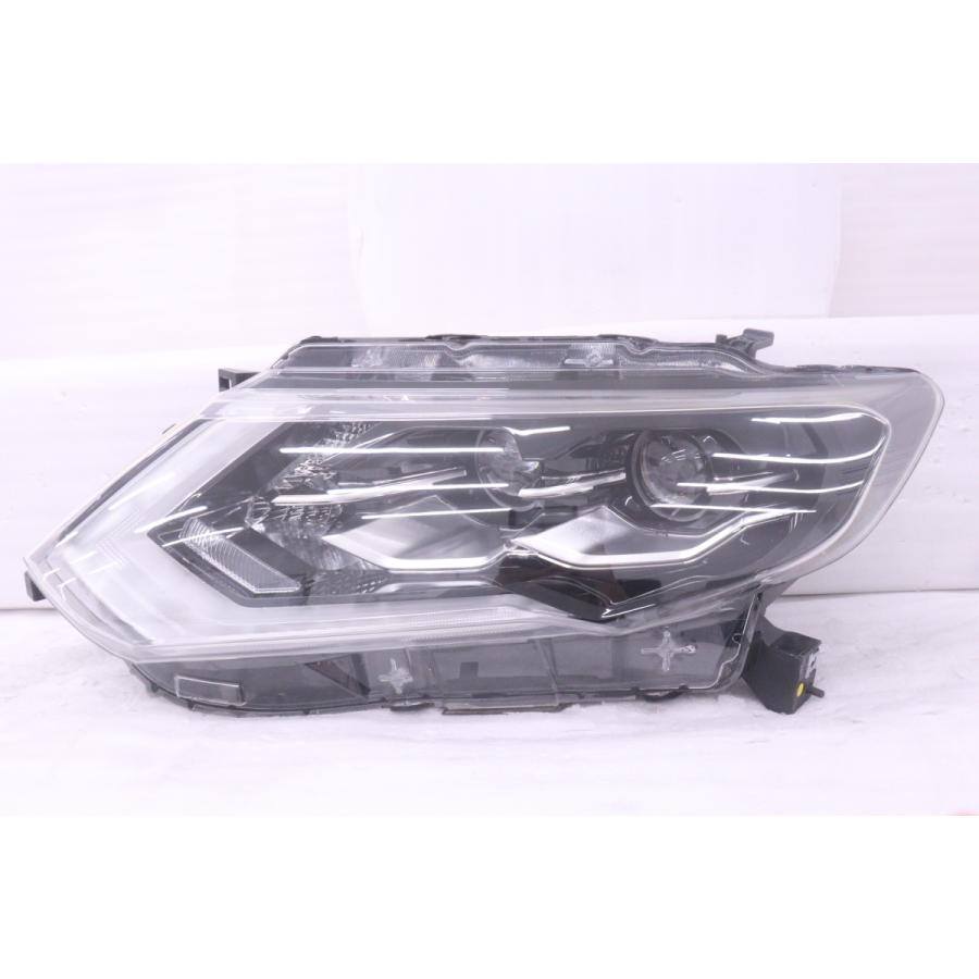 日産　エクストレイル　左ヘッドライト　ユニット 50-2729☆美品☆後期 LED T32 エクストレイル☆左ヘッドライト KOITO