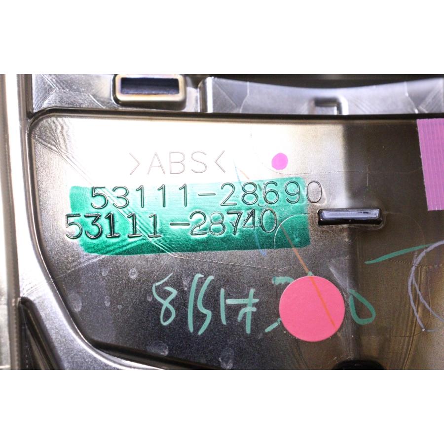 50-2840☆未使用品☆前期 ZRR80G エスクァイア フロントグリル☆53111