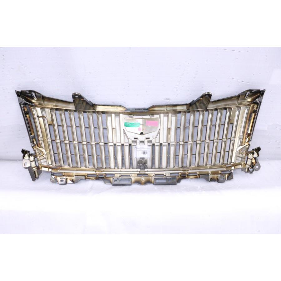 50-2859☆未使用品☆前期 ZRR80G エスクァイア HV フロントグリル