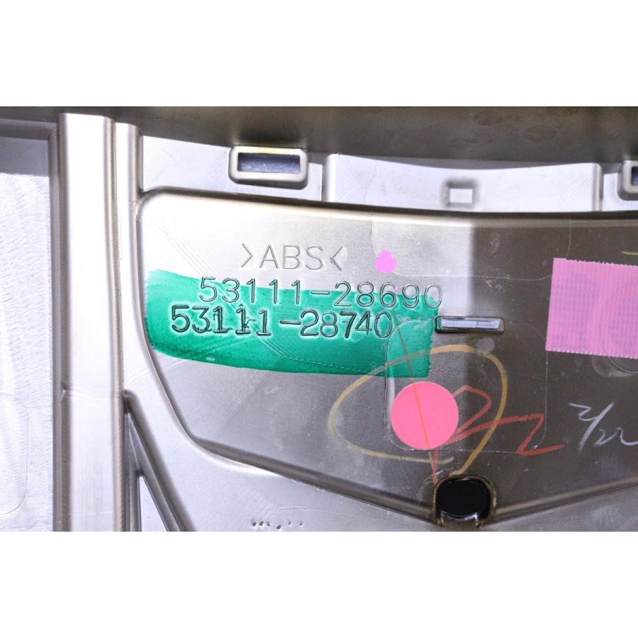 50-2859☆未使用品☆前期 ZRR80G エスクァイア HV フロントグリル