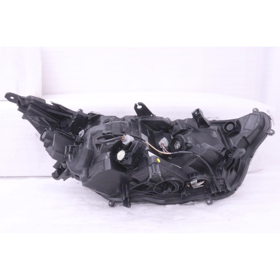 RAV4【MXAA54】左ヘッドランプ トヨタ RAV4 MXAA52/MXAA54 純正 LED 左 ヘッドライト 刻印：A STANLEY