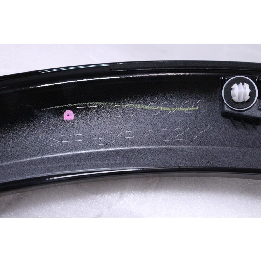 50-335☆未使用品 AZSH36W クラウンスポーツPHEV 左右リアフェンダー