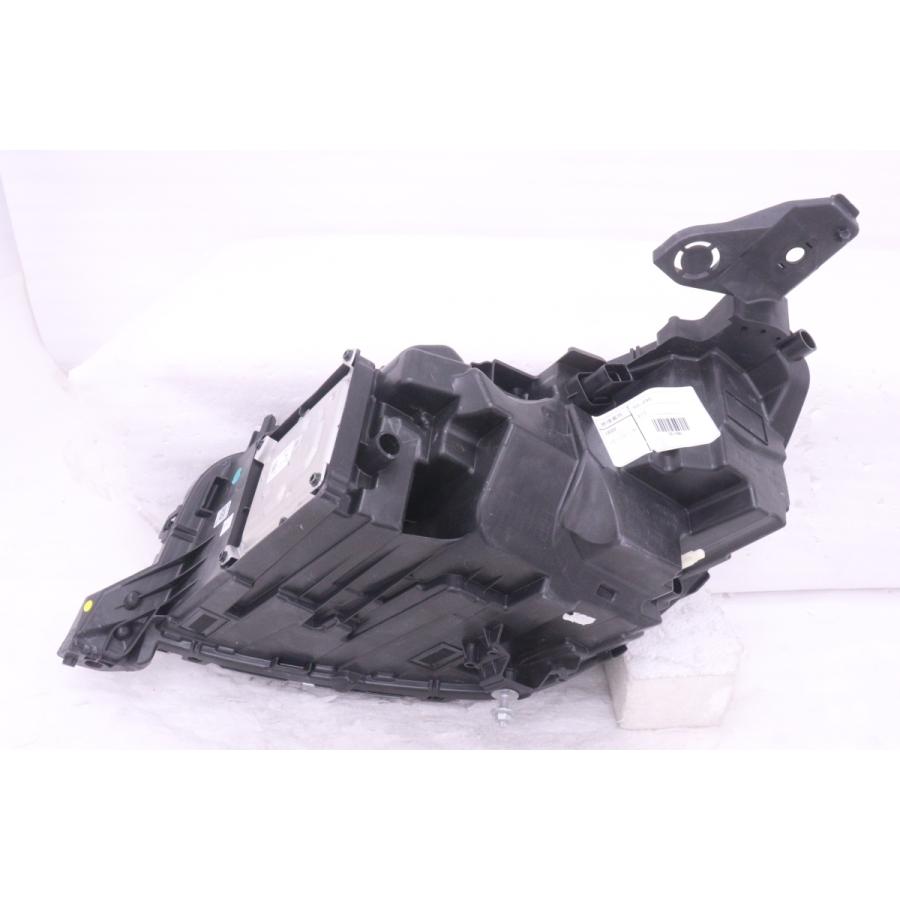 50-496☆【値下】美品☆LED P24 プジョー2008☆右ヘッドライト 9850