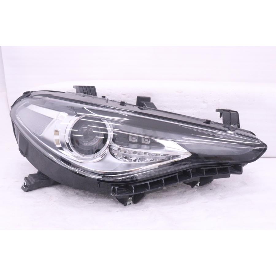 50-515☆美品☆HID アルファロメオ ジュリア☆右ヘッドライト 50557246