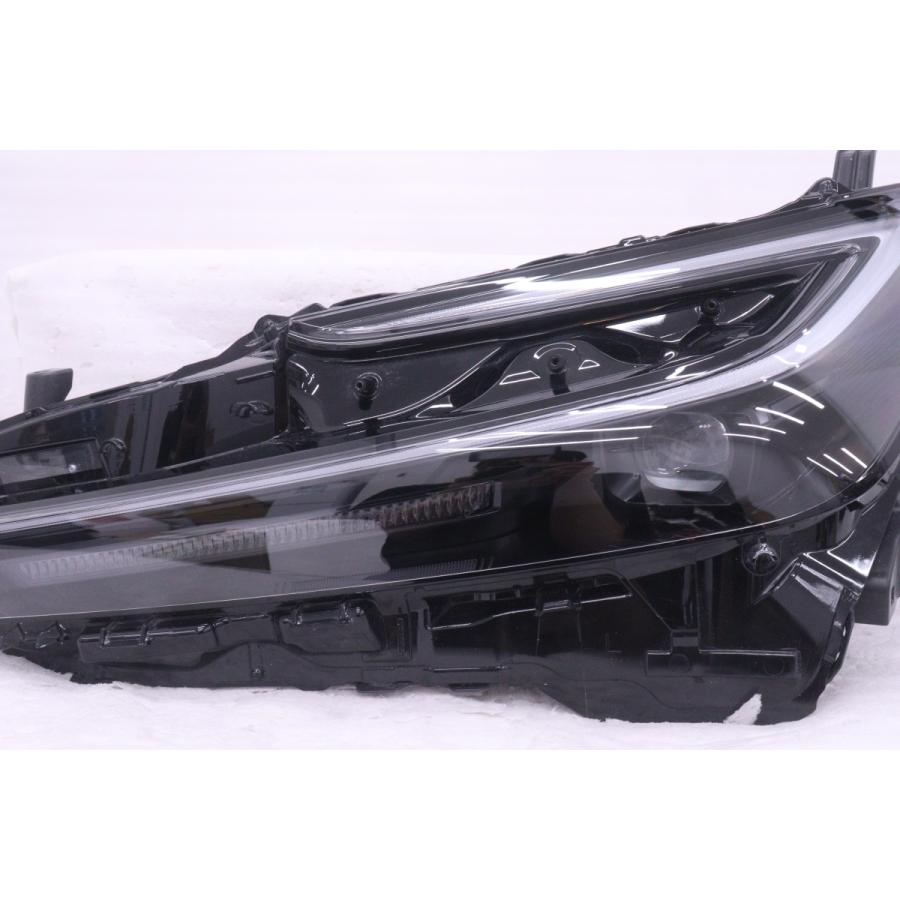 50-607☆極上品 LED ZVW60 プリウス☆左ヘッドライト KOITO 47-123 打