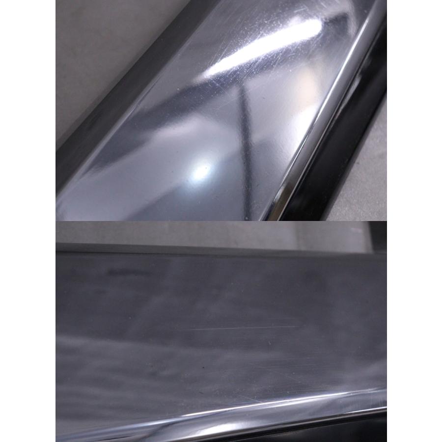 51-1536☆【値下】後期 ZRR80W ノア ハイブリッド リアガーニッシュ