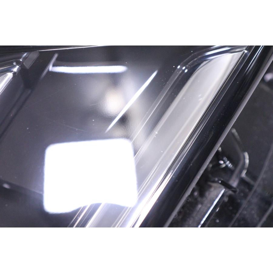 51-1956☆【値下】美品☆LED C28 セレナ☆右ヘッドライト アダプティブ