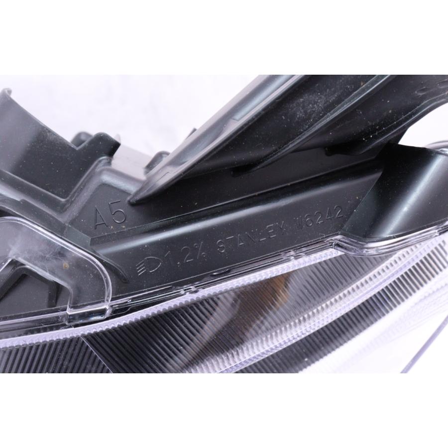 52-1188☆美品☆後期 LED M900A ルーミーカスタム☆左ヘッドライト