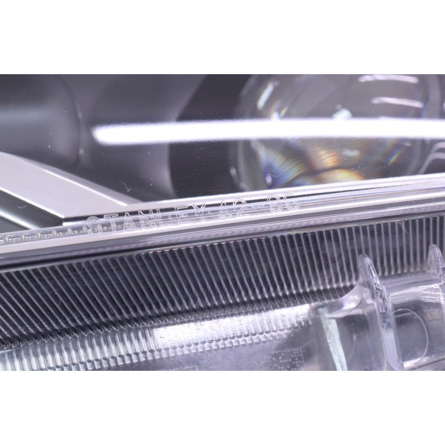 52-1815☆美品 前期 LED AXAH52 RAV4ハイブリッド☆左ヘッドライト