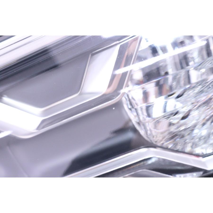 52-1819★美品 前期 LED MXAA52 RAV4 ハイブリッド★右ヘッドライト STANLEY 42-93 打刻:1 HV MXAA54 黒無塗装★トヨタ 純正 (UK)_2