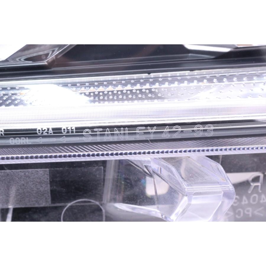 52-1819★美品 前期 LED MXAA52 RAV4 ハイブリッド★右ヘッドライト STANLEY 42-93 打刻:1 HV MXAA54 黒無塗装★トヨタ 純正 (UK)_8