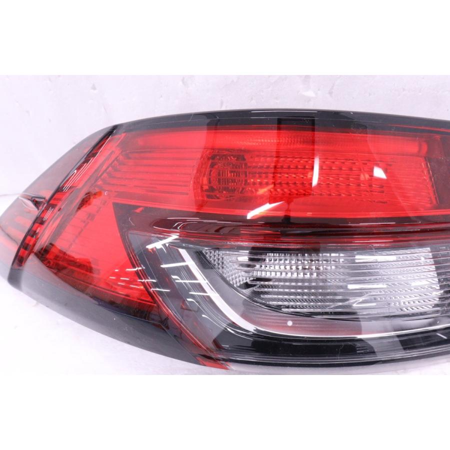 52-2051☆LED ZSG10 カローラクロス☆左テールライト セット HASCO 16