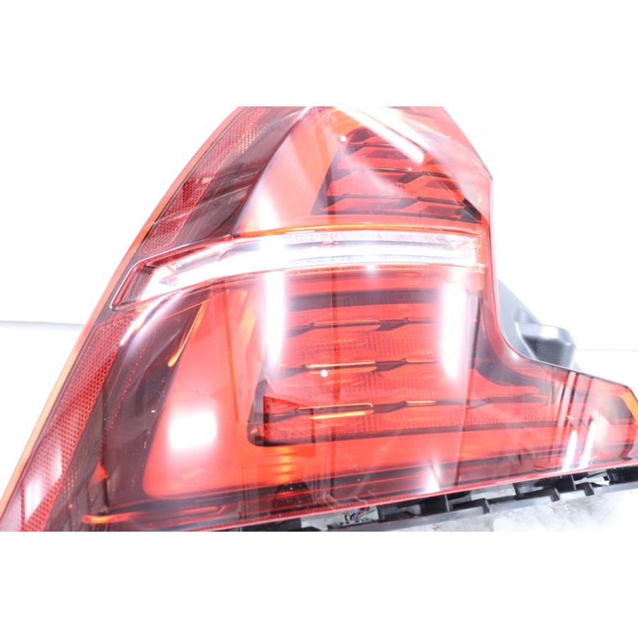 52-23☆美品☆LED ZB ボルボ S60☆左テールライト 31689679 純正 VOLVO