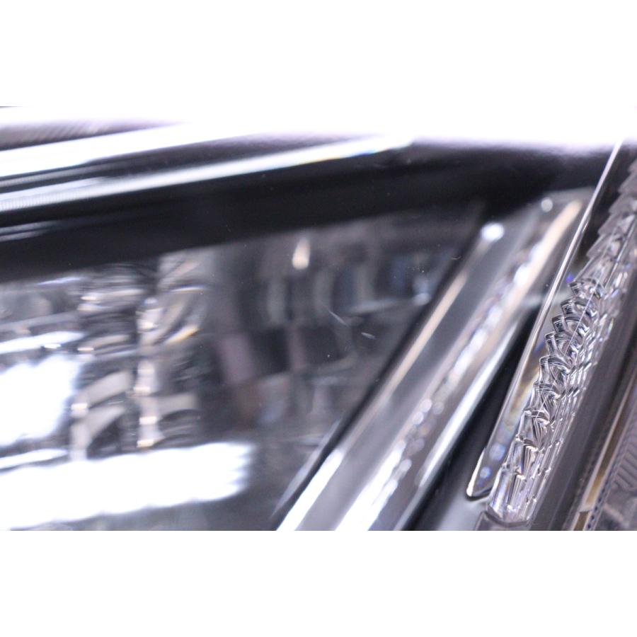52-32☆美品 前期 LED MXAA52 RAV4 ハイブリッド☆右ヘッドライト