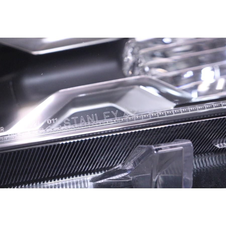52-32★美品 前期 LED MXAA52 RAV4 ハイブリッド★右ヘッドライト STANLEY 42-93 打刻:1 HV MXAA54 黒無塗装★トヨタ 純正 (RO)_5