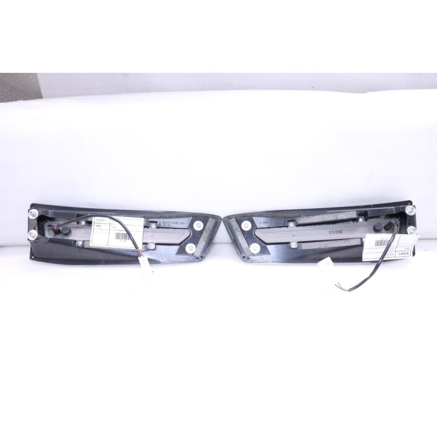 53-129☆美品☆モデリスタ LED ZRR80W ヴォクシー☆シグネチャーイルミ