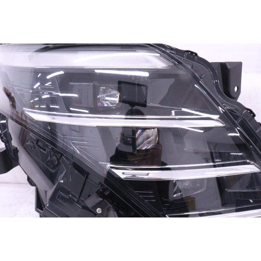 美品！ 日産 セレナ C28 右ヘッドライト 極上品！ 日産 セレナ C28 右