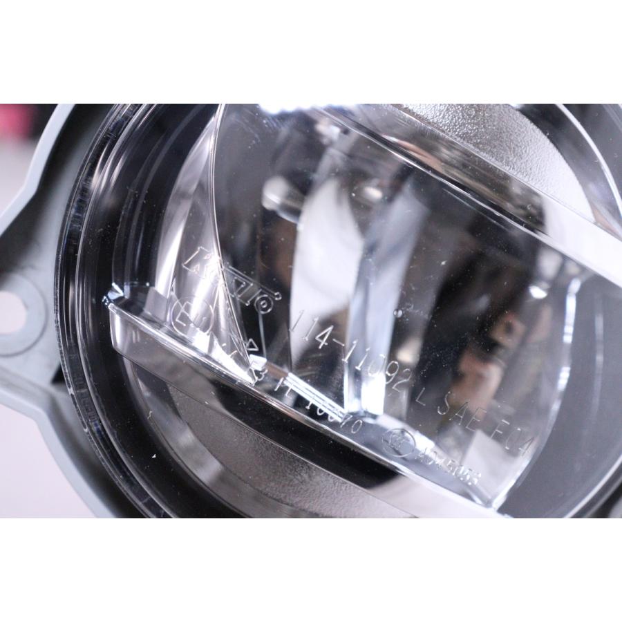 53-398☆値下 美品☆LED M900A ルーミー☆左フォグランプ 左右デイ
