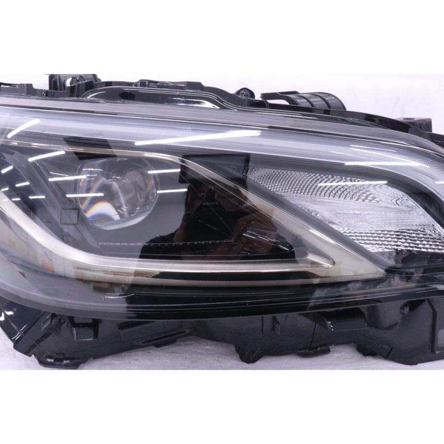 53-480☆美品☆LED ARS220 クラウン 特別仕様車☆右ヘッドライト KOITO