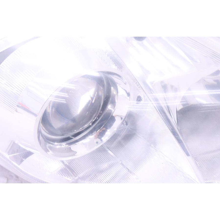 53-997☆前期 ハロゲン ZVW40W プリウスα☆右ヘッドライト KOITO 47-41