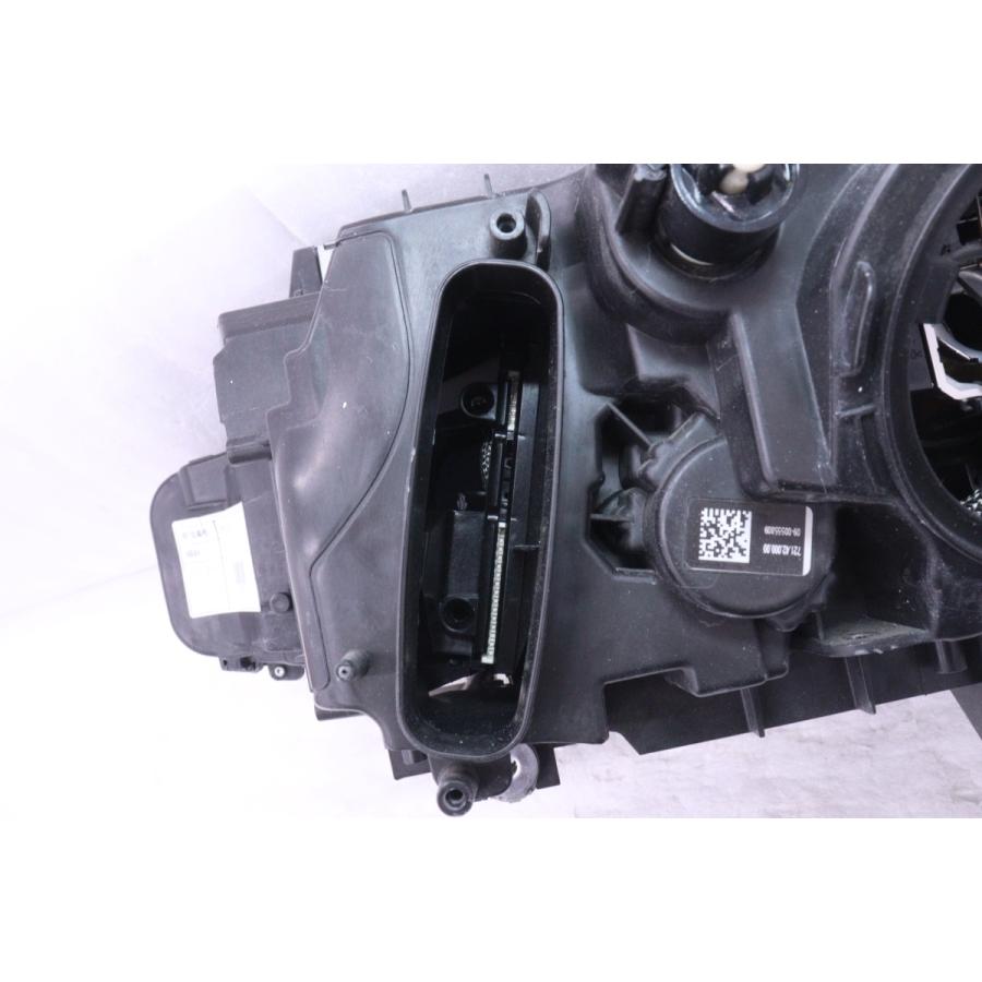 54-1144☆【値下】前期 HID F30 BMW3シリーズ☆右ヘッドライト 63.11-7