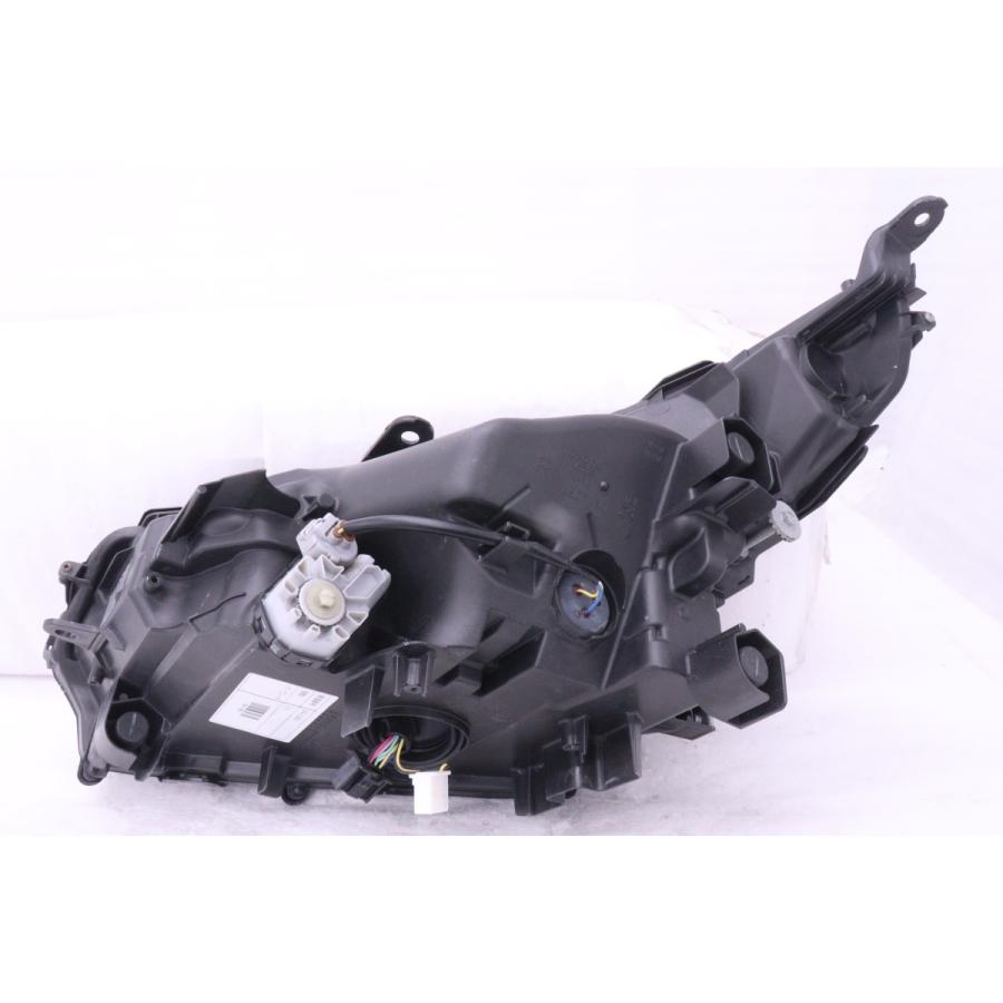 54-1183☆美品☆前期 LED AGZ10 レクサスNX☆右ヘッドライト KOITO 78