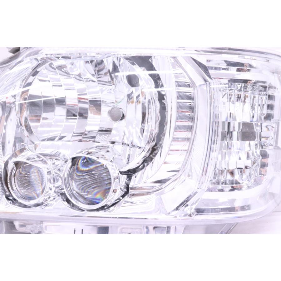 早い者勝ち‼️ハイエースヘッドライトLED‼左️ 54-1233☆4型〜 LED 200系 ハイエース☆左ヘッドライト KOITO 26-137