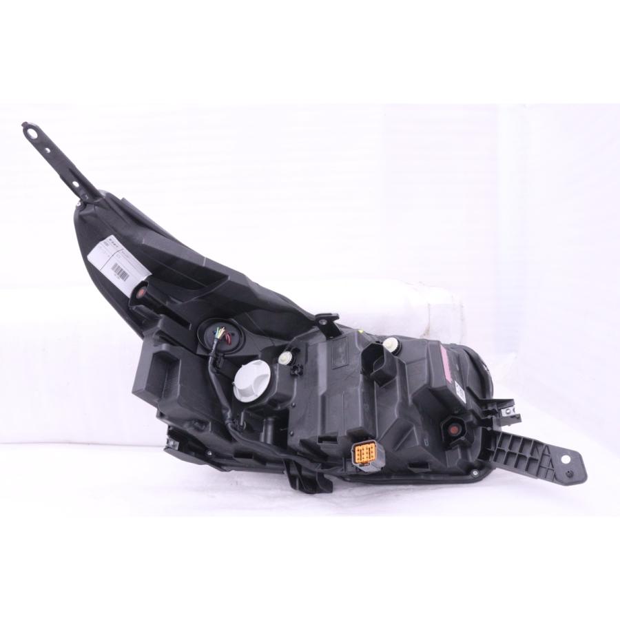 54-297☆【値下】美品☆LED BT5 レガシィアウトバック☆左ヘッドライト