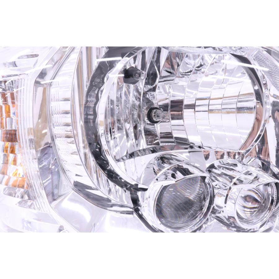 54-694☆美品 4型~ LED 200 ハイエース☆右ヘッドライト