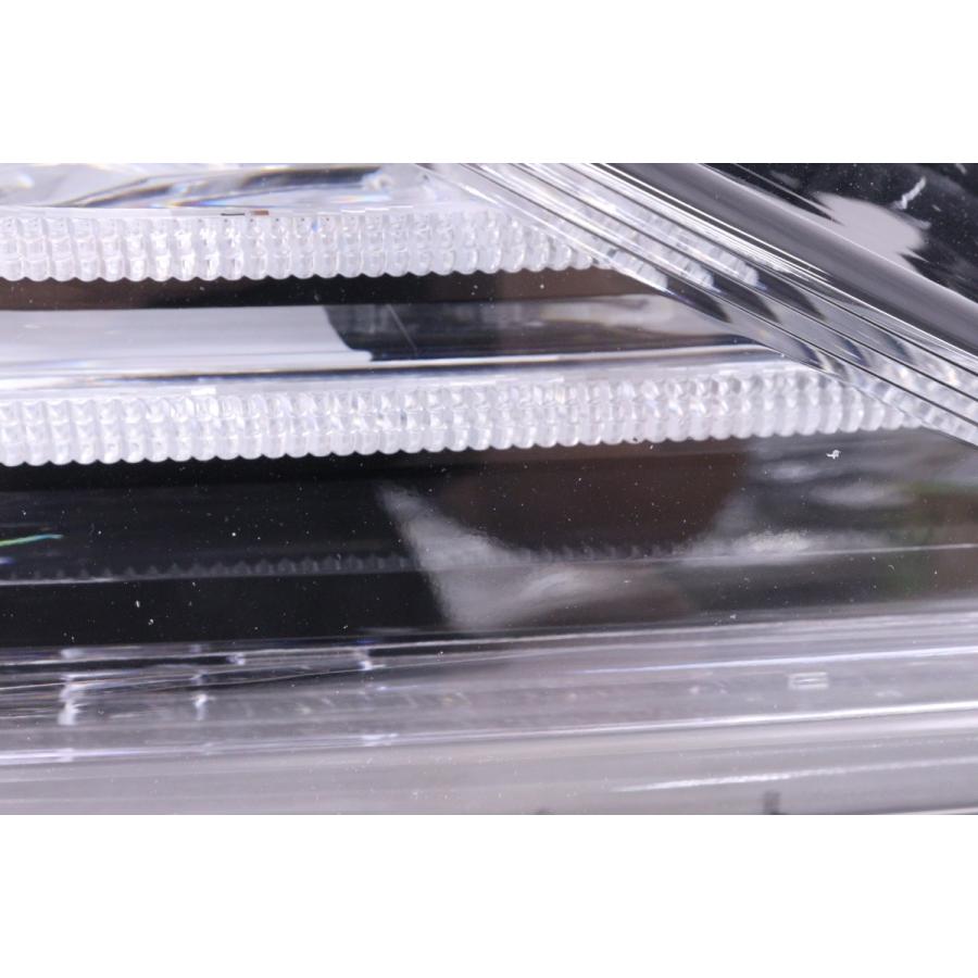 55-1204☆【値下】後期 LED AXVH70 カムリ☆右ヘッドライト KOITO 33