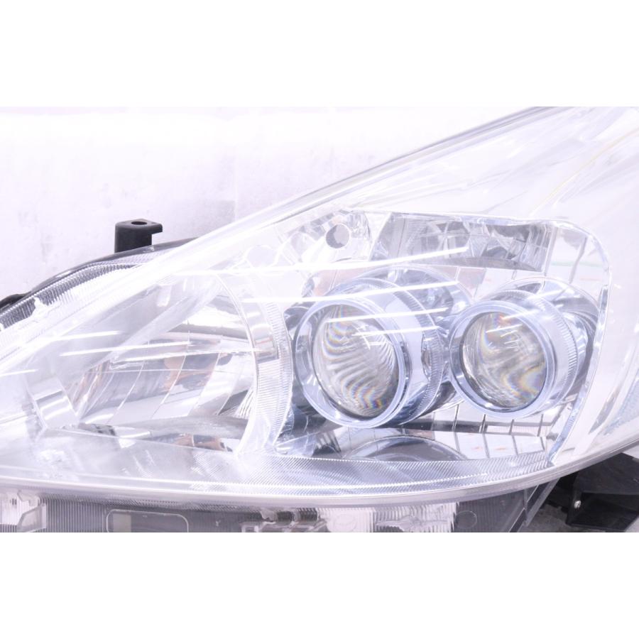55-1754☆【値下】前期 LED ZVW40W プリウスα☆左ヘッドライト KOITO