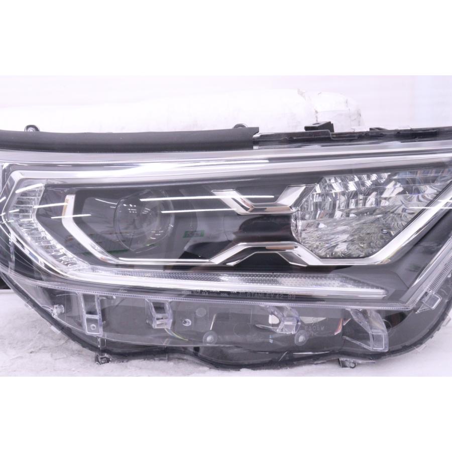 55-1764★美品 前期 LED MXAA52 RAV4 ハイブリッド★右ヘッドライト STANLEY 42-93 打刻:1 HV MXAA54 ★トヨタ 純正 (QT)_1