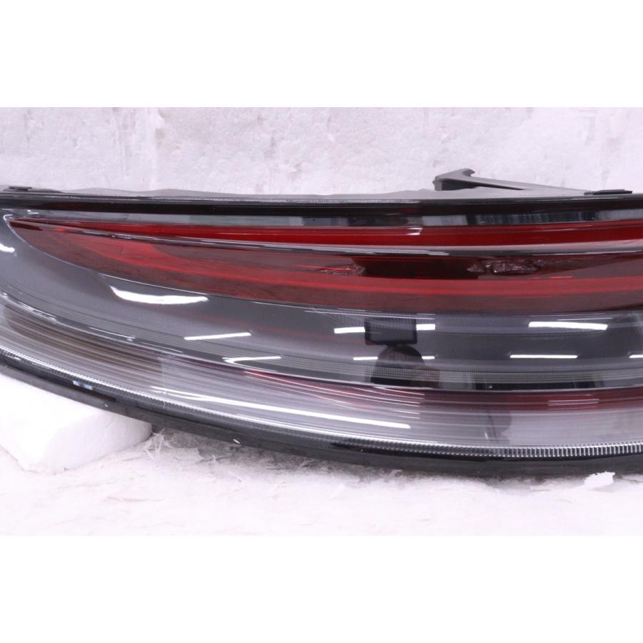 56-1349☆未使用品☆LED 971 ポルシェ パナメーラ☆左テールライト 