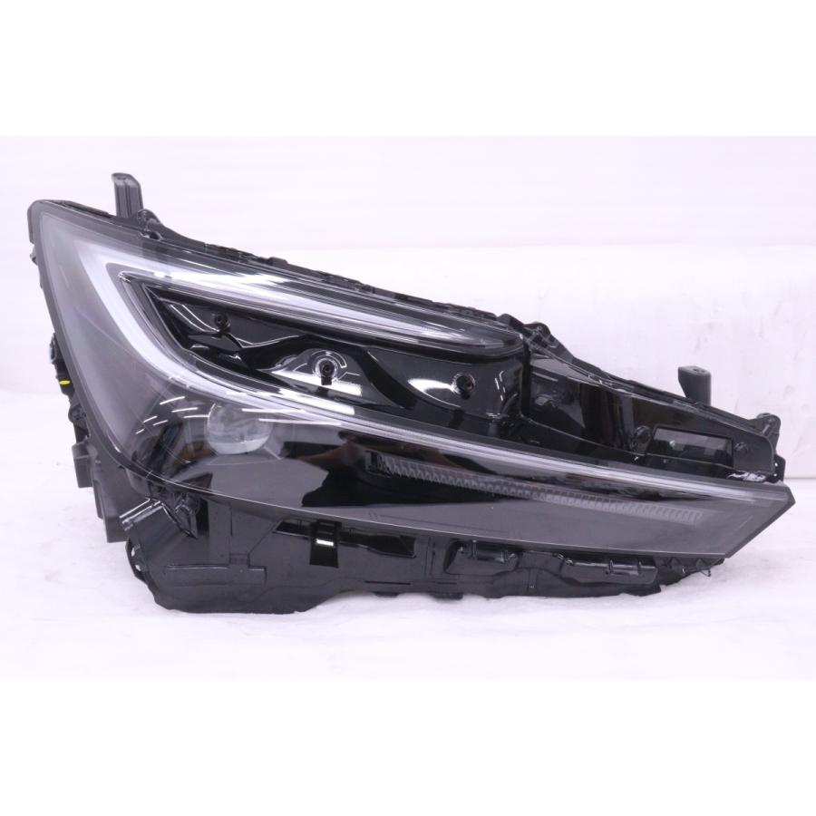 60プリウス　右ヘッドライト 56-1402☆美品☆LED ZVW60 プリウス☆右ヘッドライト KOITO 47-123 打