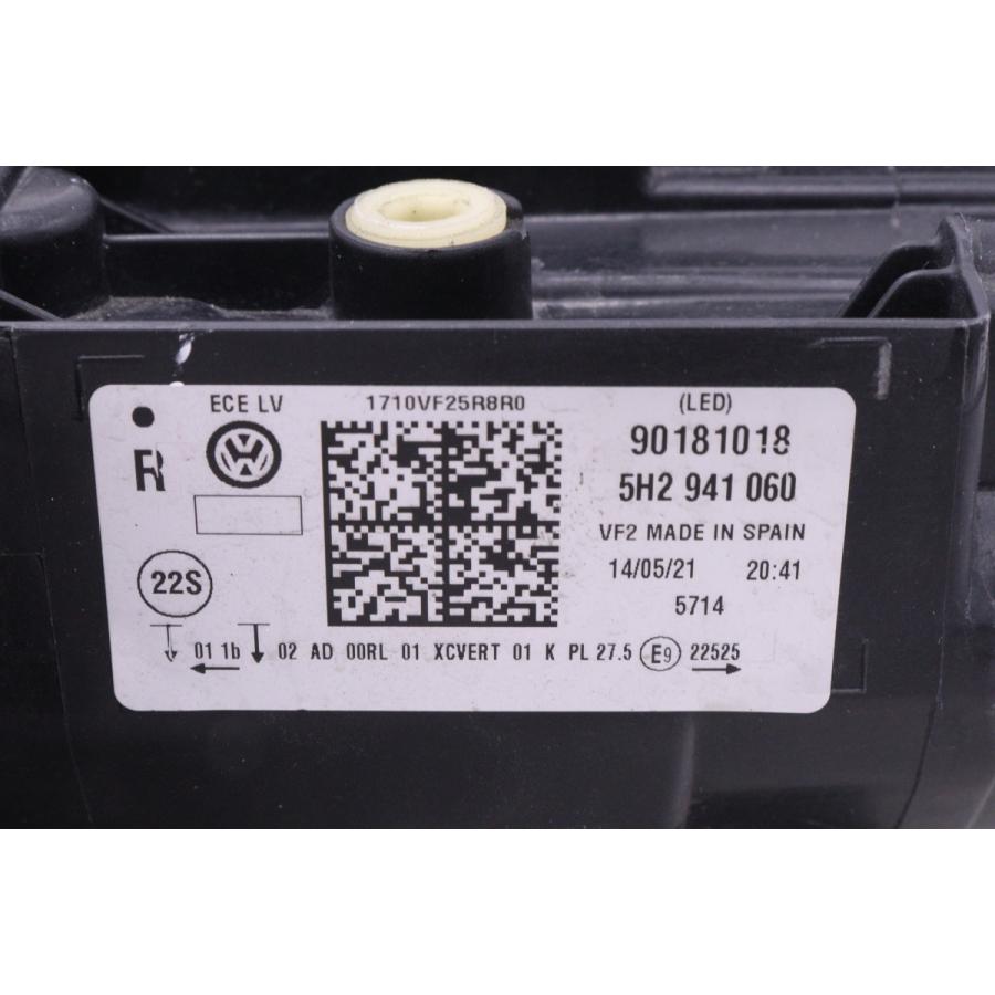 56-152☆LED CD VW ゴルフ8☆右ヘッドライト 5H2 941 060 ブラック