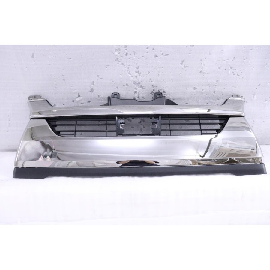 56-1552☆6型 200系 ハイエース 標準 フロントグリル☆53100-26670