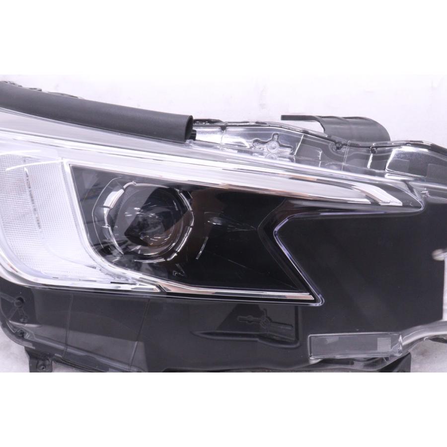 56-1659☆【値下】美品☆LED VN5 レヴォーグ☆右ヘッドライト KOITO 