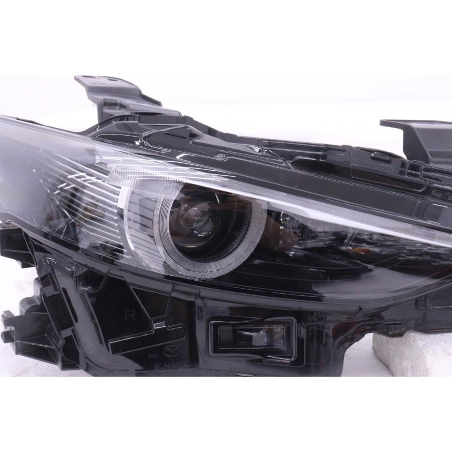 56-2057☆【値下】極上品☆LED BP8P マツダ3☆右ヘッドライト