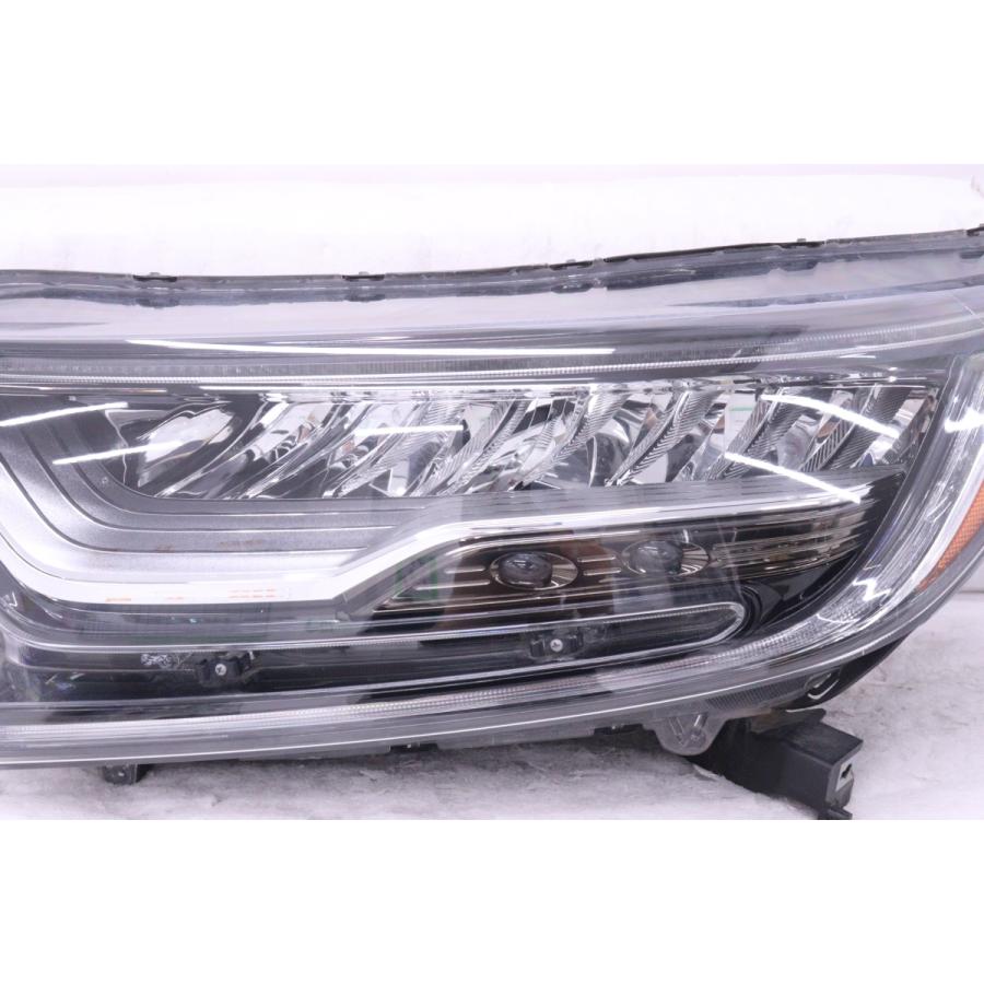 ホンダ　 CR-V 左ヘッドライト 56-602☆前期 LED RW1 CR-V☆左ヘッドライト STANLEY W4744 打刻:L-J0