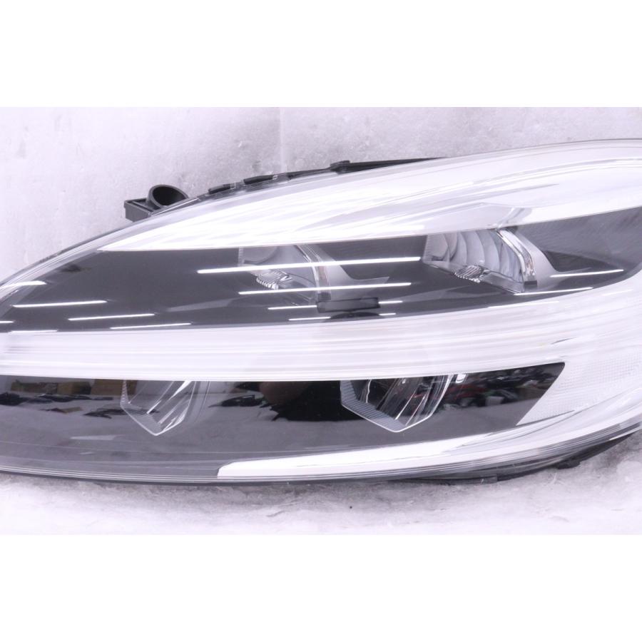 56-77☆後期 LED MB ボルボ V40☆左ヘッドライト 31677024 純正 