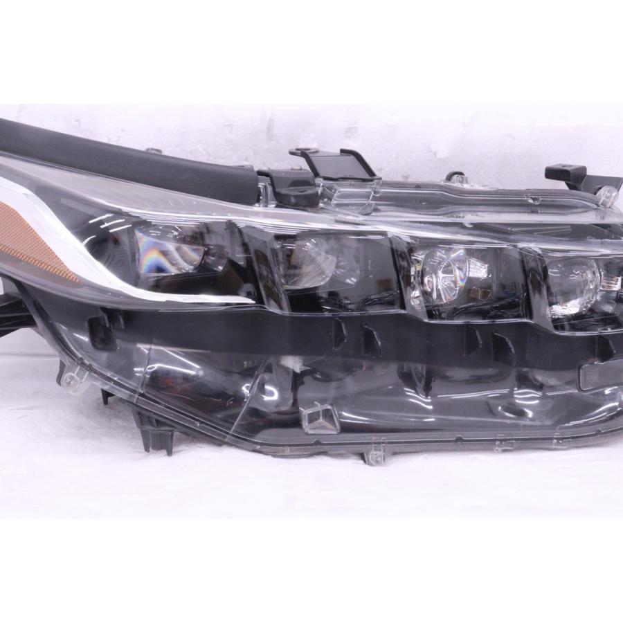57-1145☆美品☆LED ZVW52 プリウスPHV☆左右ヘッドライト KOITO 47-91