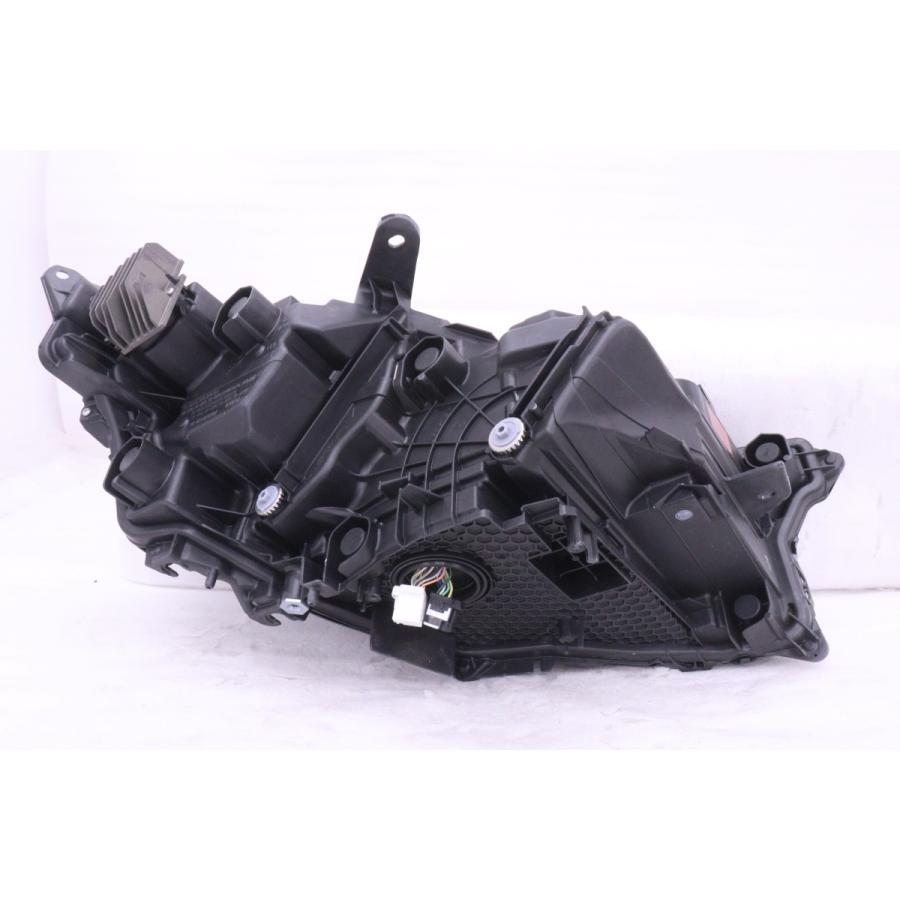 AZSH35 左ヘッドライト　クラウンクロスオーバー　送料込み。 57-212☆極上品☆LED TZSH35 クラウン クロスオーバー☆左ヘッドライト