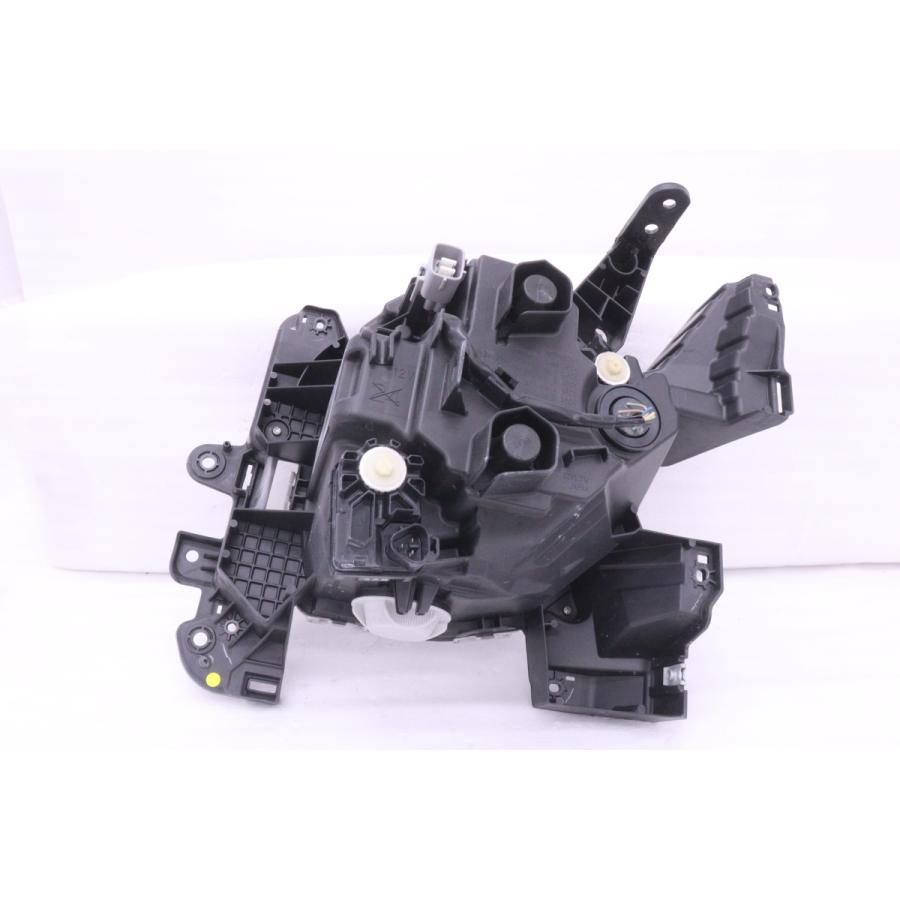 57-2207☆美品 LED MK53S スペーシアギア☆右ヘッドライト KOITO 100