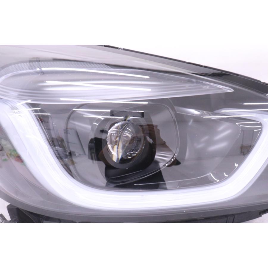57-2290☆【値下】美品☆後期 LED GR3 フィット☆右ヘッドライト