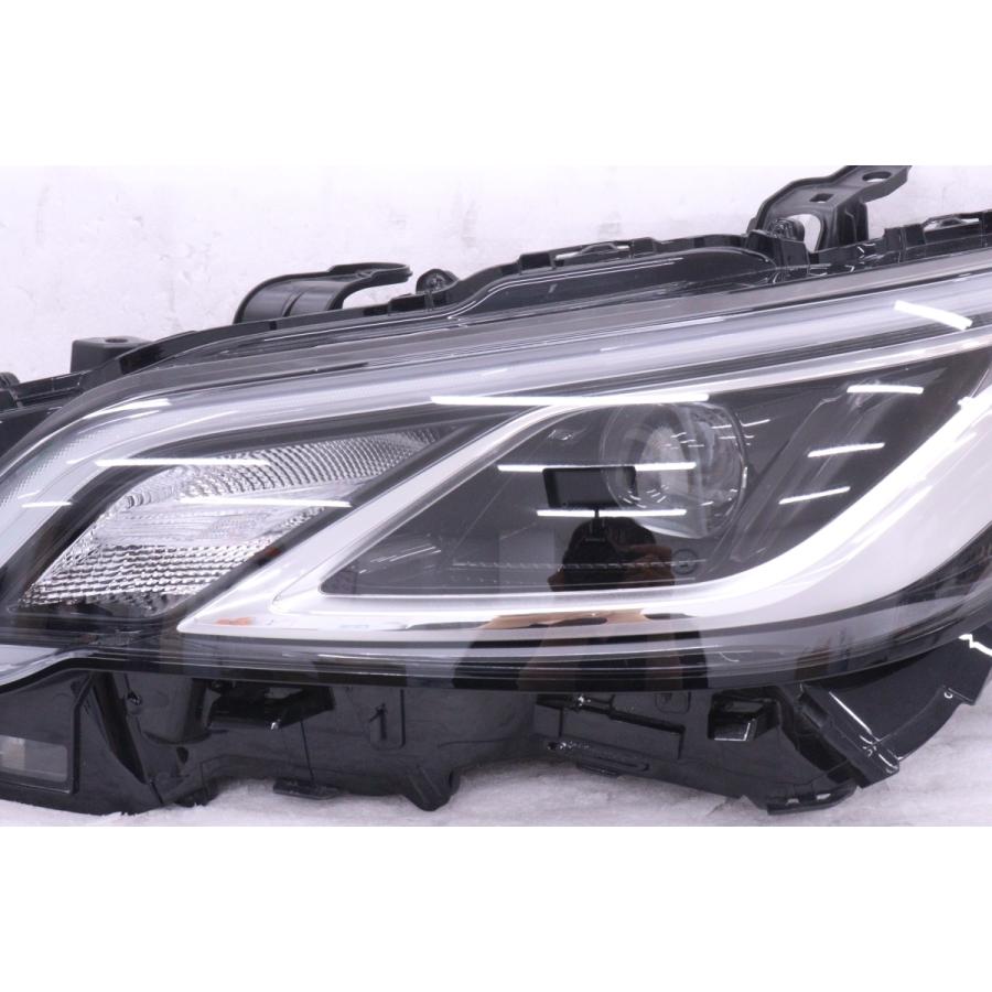 トヨタ　クラウン 左ヘッドライト KOITO 30-450 LED 57-301☆美品☆1眼 LED ARS220 クラウン☆左ヘッドライト KOITO 30-450