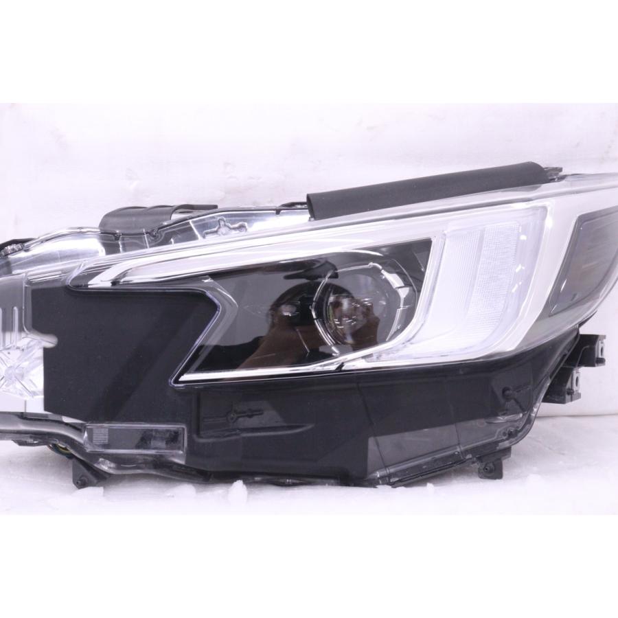57-58☆【値下】極上品☆LED VN5 レヴォーグ☆左右ヘッドライト KOITO