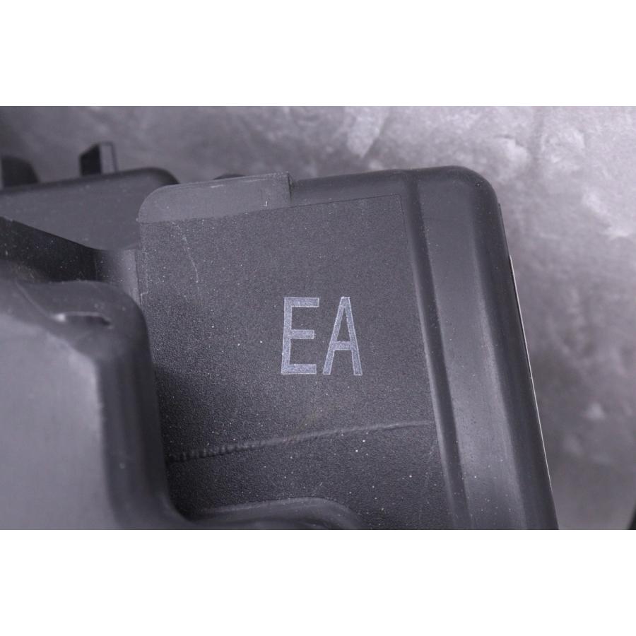 57-58☆【値下】極上品☆LED VN5 レヴォーグ☆左右ヘッドライト KOITO