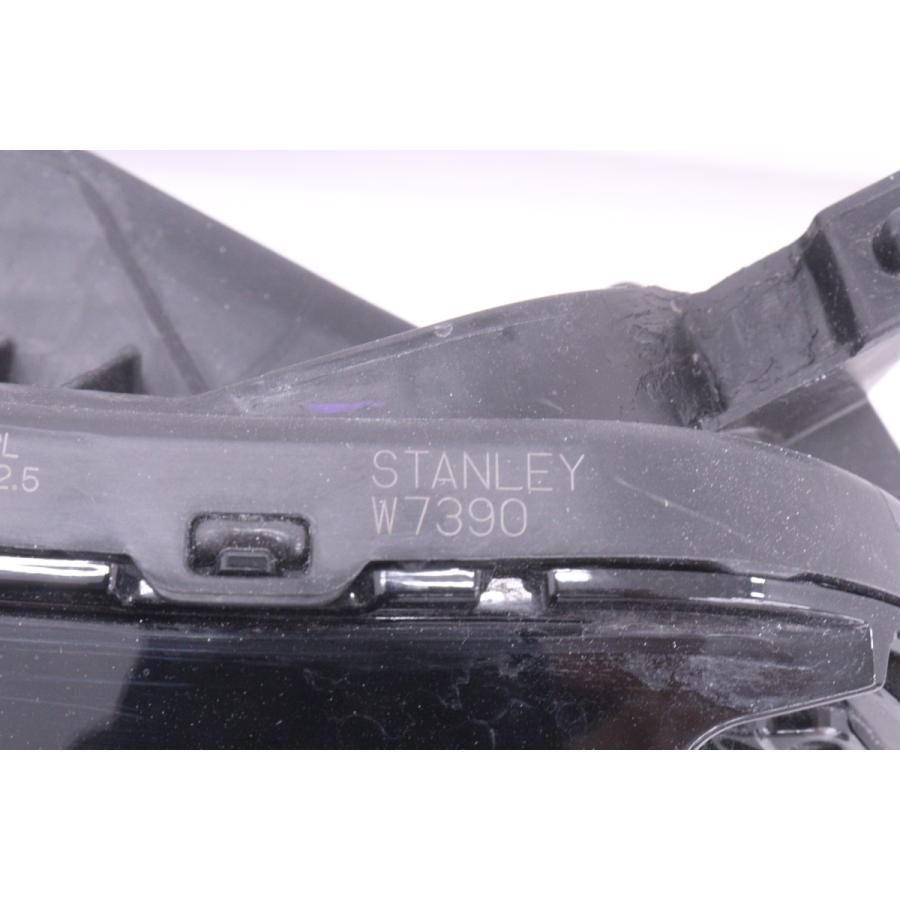 58-1468☆【値下】美品☆LED GT1 フリード☆右ヘッドライト STANLEY